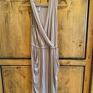 Elegant Michael Stars Sleeveless Soft Beige Dress